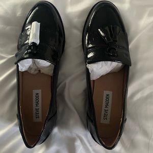 Black Steve Madden loafers
